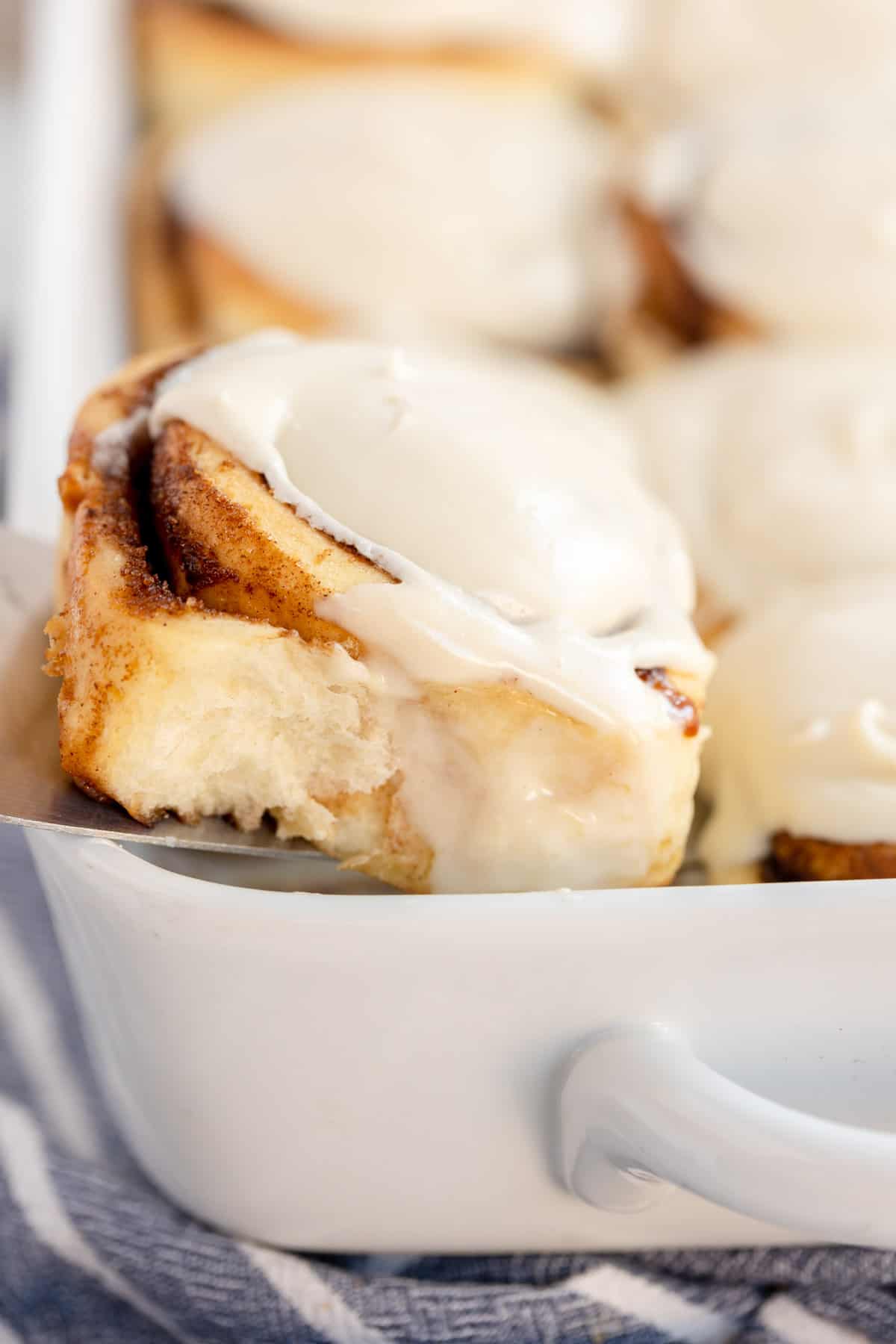 The Best Homemade Cinnamon Rolls Ever