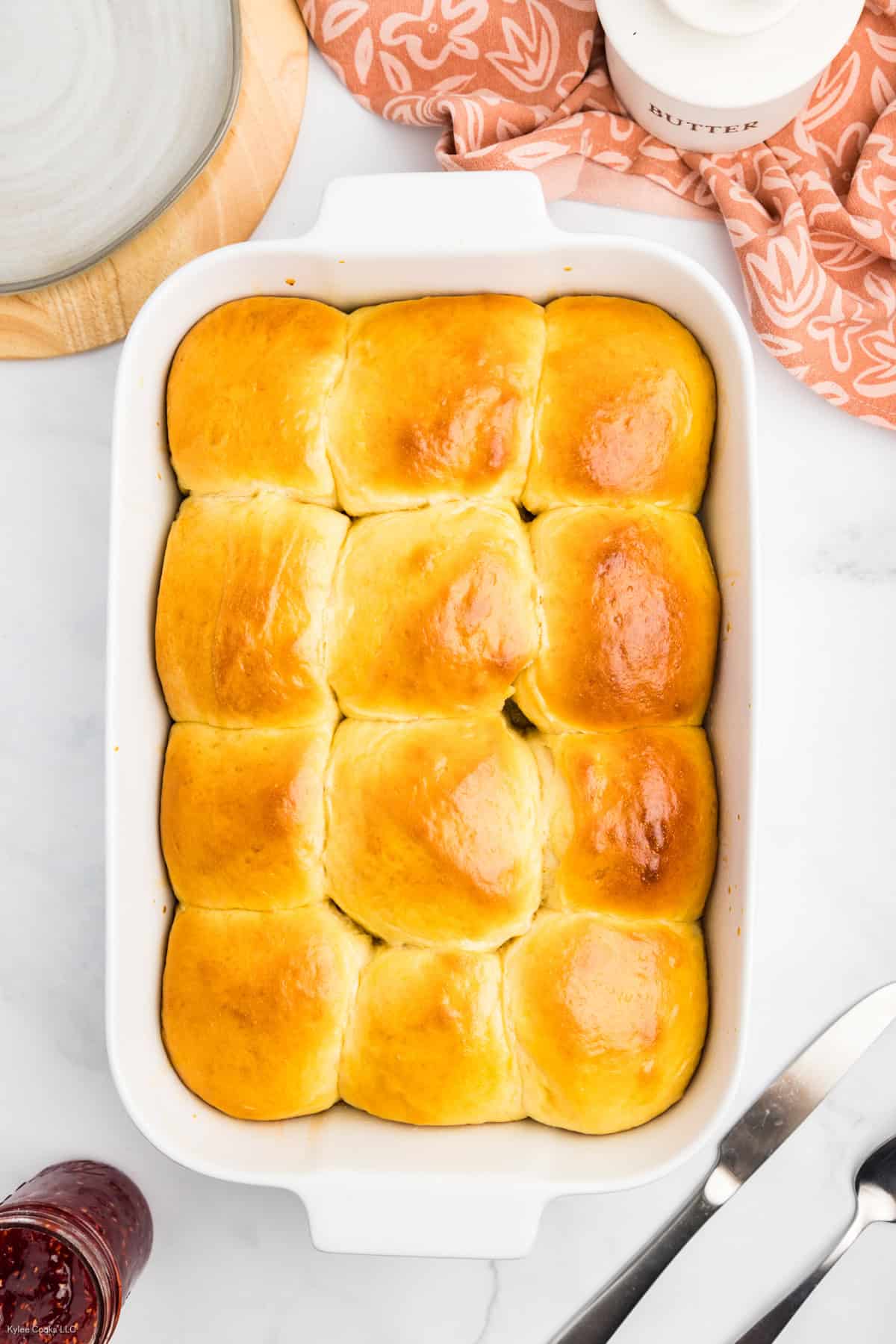 Homemade Hawaiian Rolls (from scratch!)