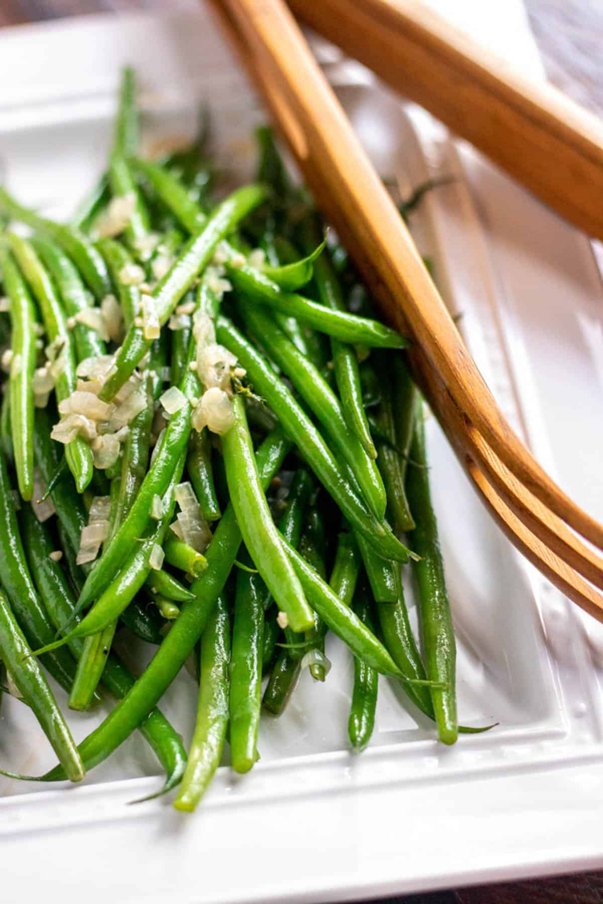 Sautéed Green Beans Recipe (an easy side dish!)